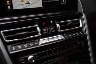 BMW 8 Serie – thumbnail 26