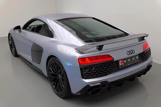 Audi R8 – thumbnail 9