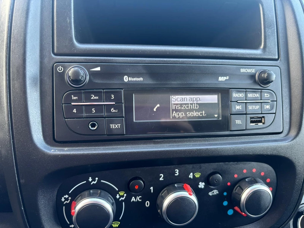 Renault Trafic – foto 16