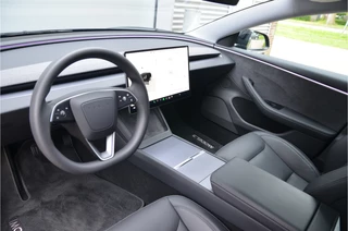 Tesla Model 3 – thumbnail 11