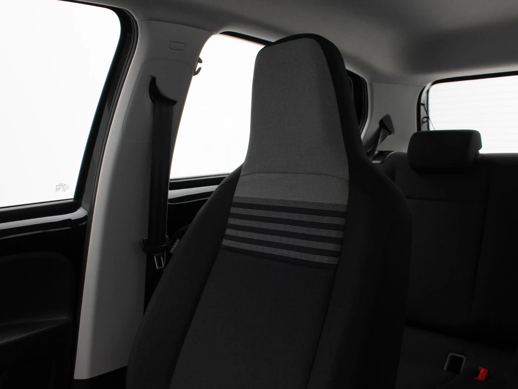 Volkswagen up! – foto 23