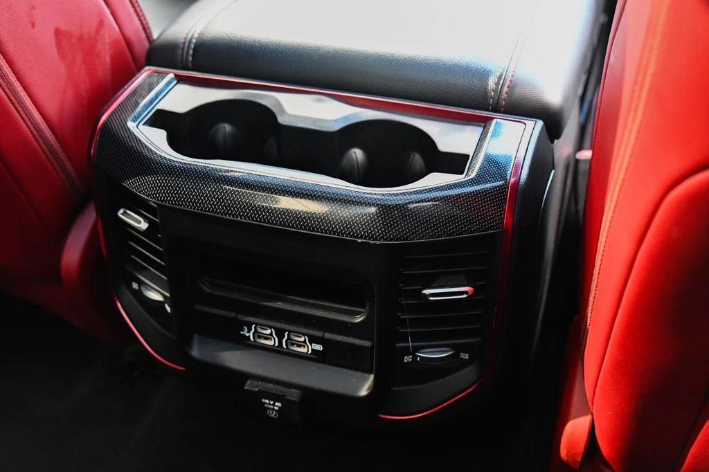Dodge Ram 1500 – foto 28