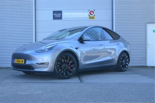 Tesla Model Y – thumbnail 1