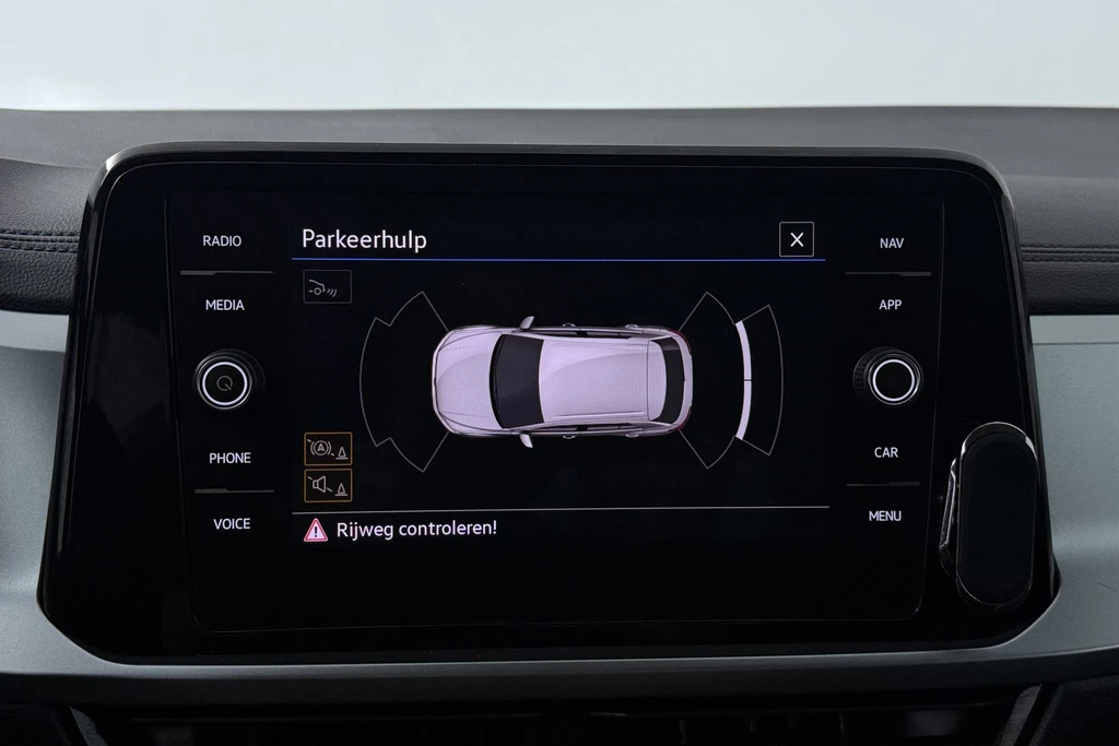 Volkswagen T-Roc – foto 21