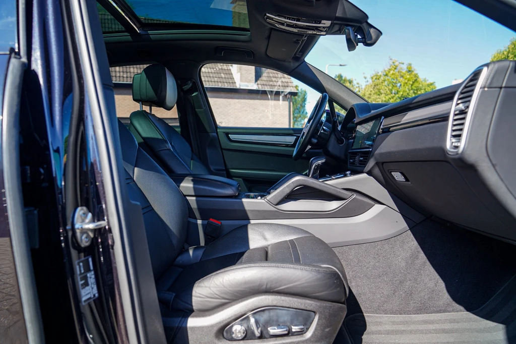 Porsche Cayenne – foto 17