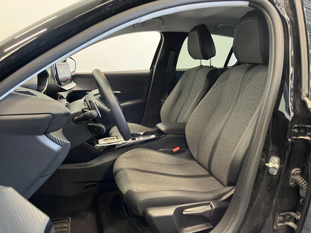 Peugeot 208 – foto 31