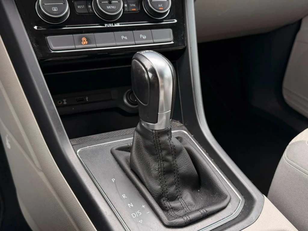 Volkswagen Touran – foto 17