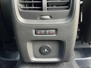 Ford Kuga – thumbnail 30