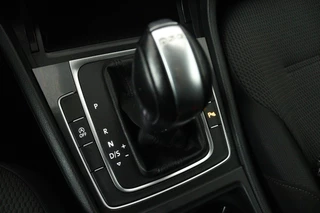Volkswagen Golf – thumbnail 18