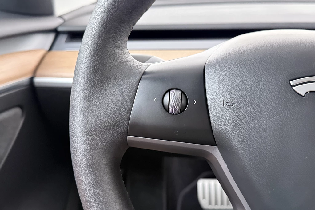 Tesla Model 3 – foto 18