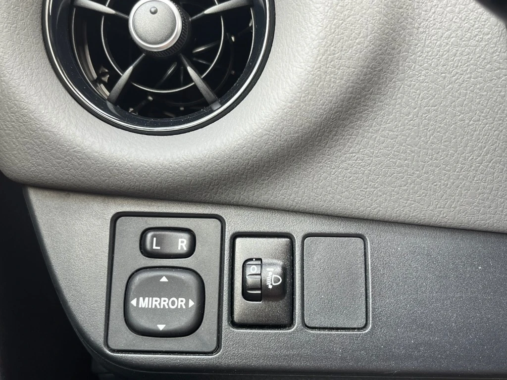 Toyota Yaris – foto 19