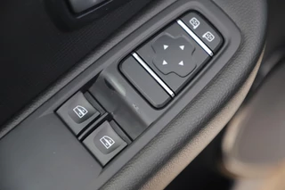 Renault Clio – thumbnail 11