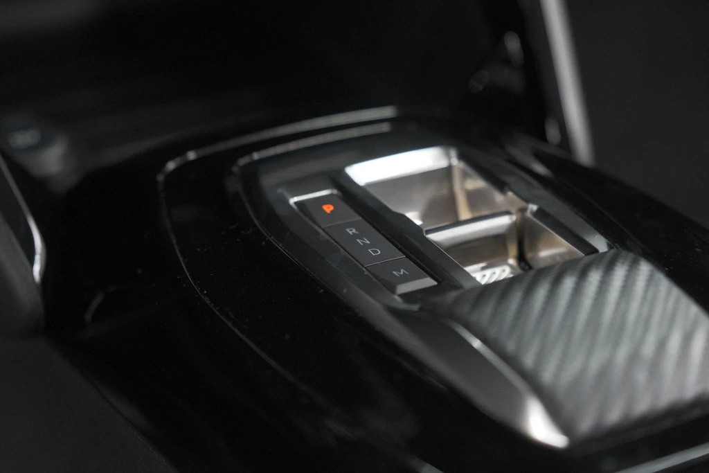 Peugeot 208 – foto 47