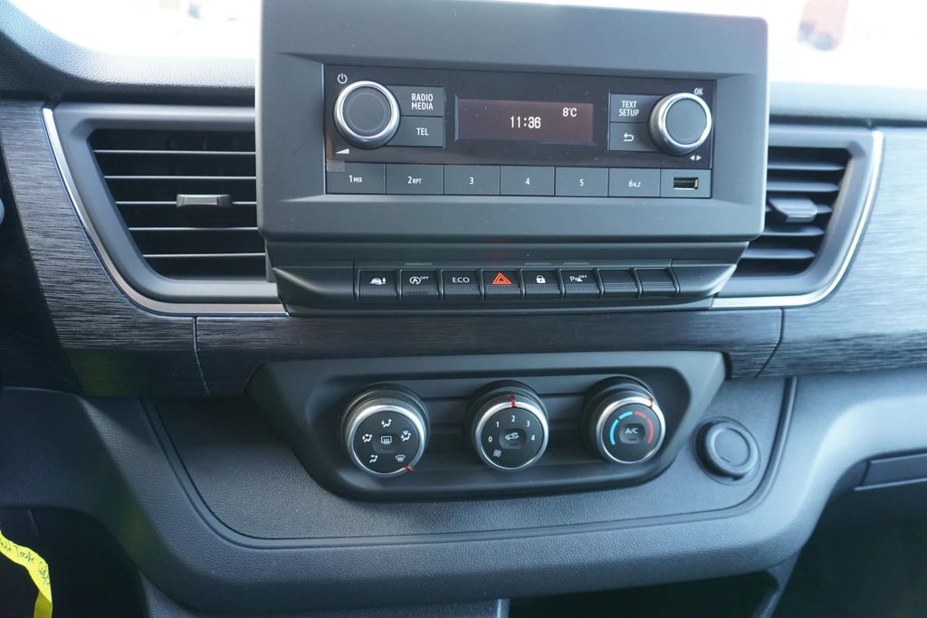 Renault Trafic – foto 22