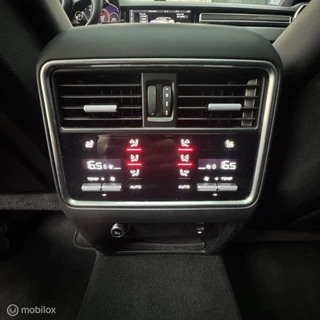 Porsche Cayenne – thumbnail 22