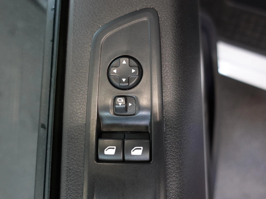 Opel Vivaro – foto 17