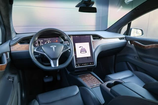 Tesla Model X – thumbnail 17