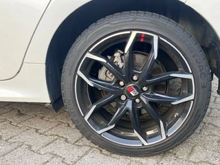 Toyota Yaris – thumbnail 5