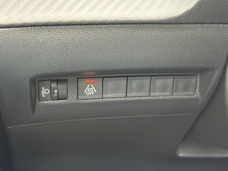 Peugeot 208 – thumbnail 28