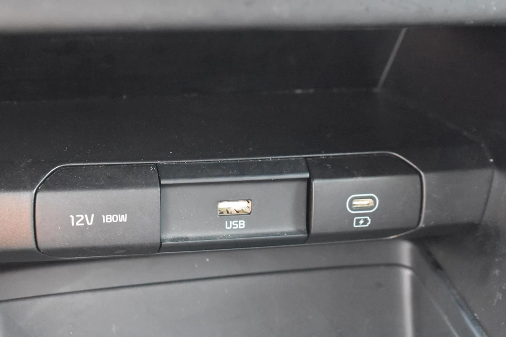 Kia cee'd – foto 23