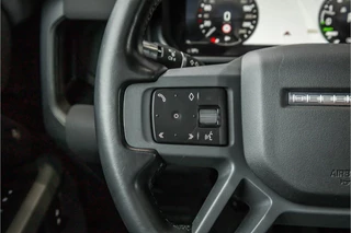 Land Rover Defender – thumbnail 31