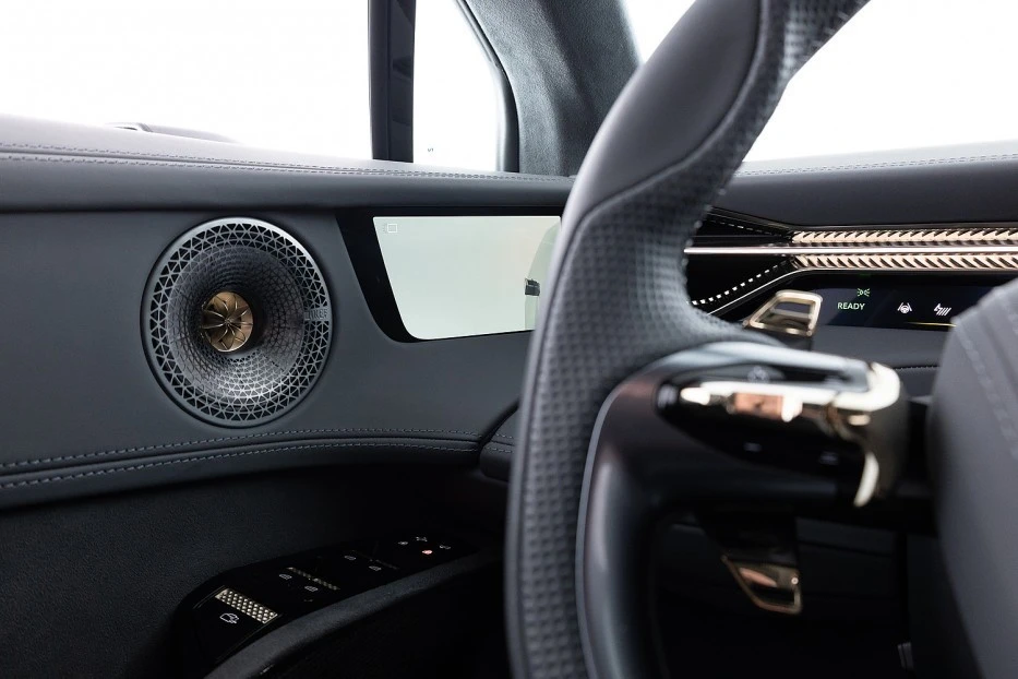 Lotus Eletre – foto 48