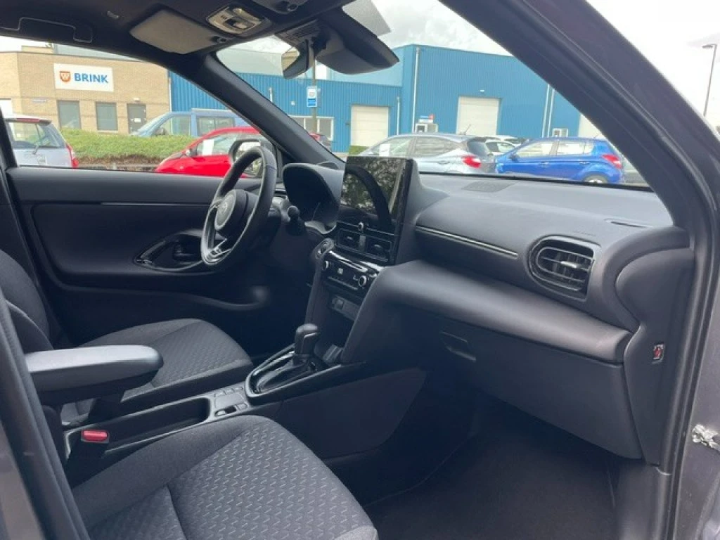Toyota Yaris – foto 12