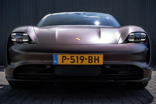 Porsche Taycan – thumbnail 8
