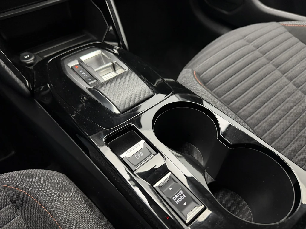 Peugeot e-208 – foto 10