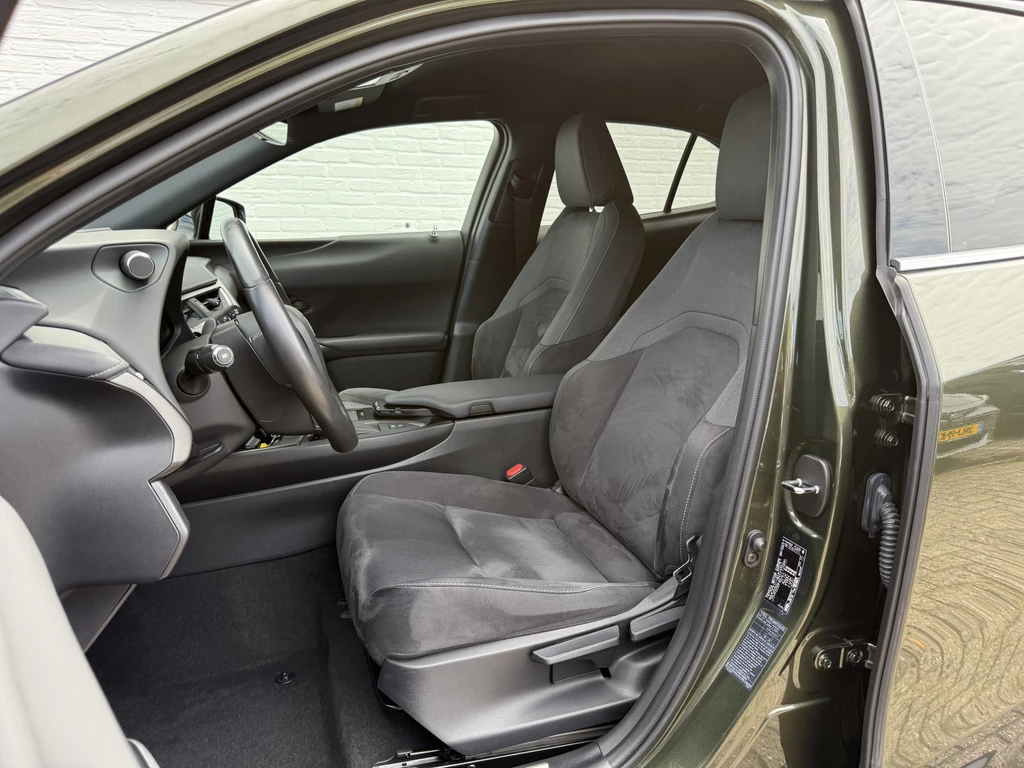 Lexus UX – foto 25