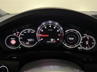 Porsche Cayenne – thumbnail 48