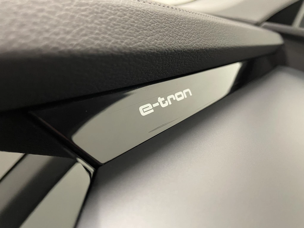 Audi e-tron – foto 35