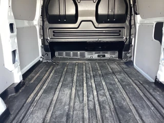 Ford Transit Custom – thumbnail 40