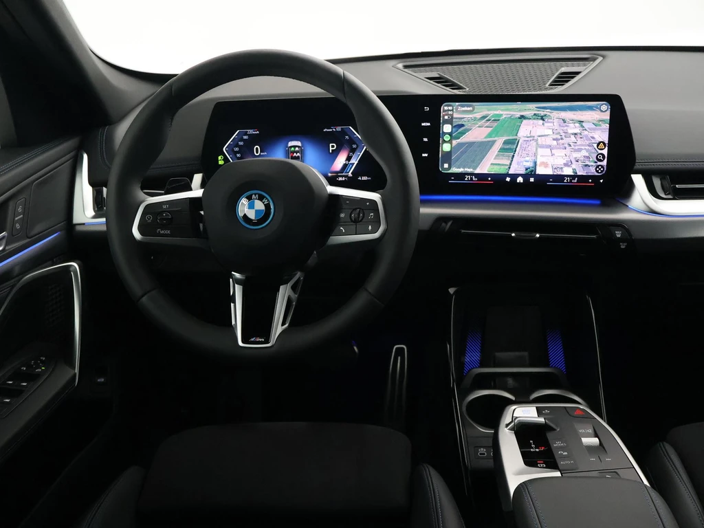 BMW iX1 – foto 8