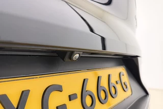 Jaguar I-PACE – thumbnail 12