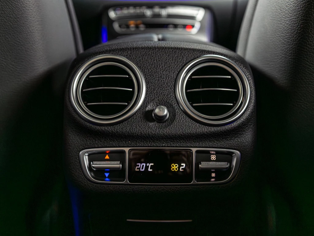 Mercedes-Benz E-Klasse – foto 23