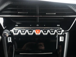 Peugeot 208 – thumbnail 33