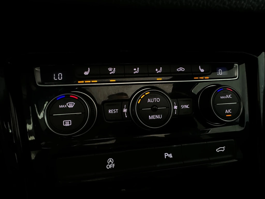 Volkswagen Touran – foto 19