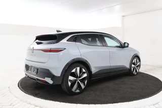 Renault Megane E-Tech – thumbnail 4