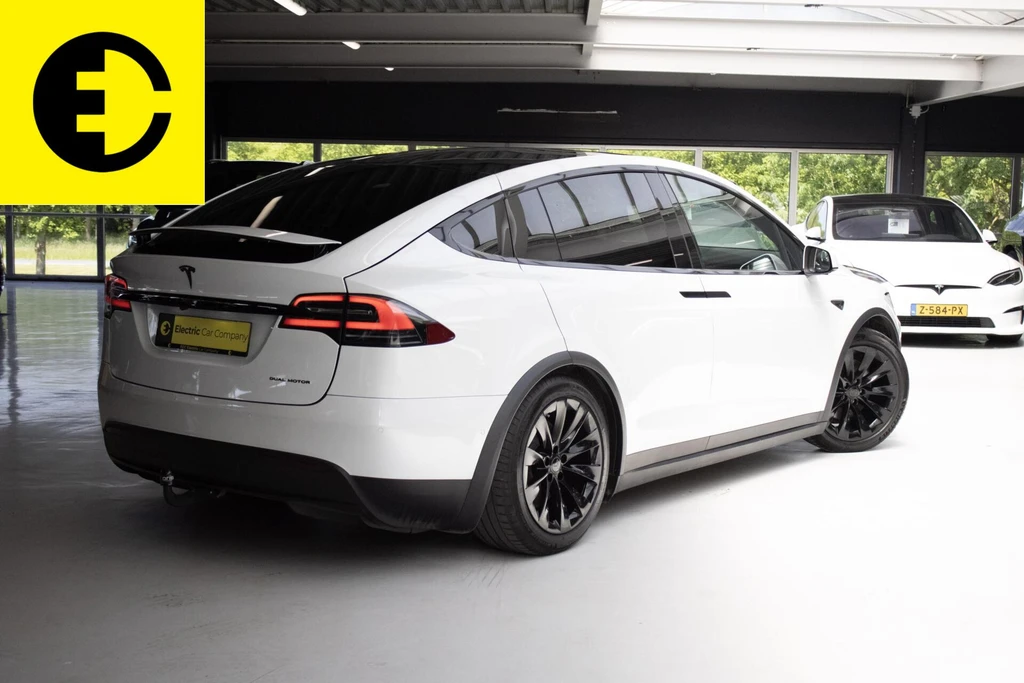 Tesla Model X – foto 6