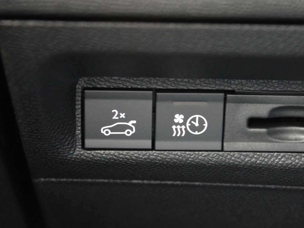 Peugeot 408 – foto 39