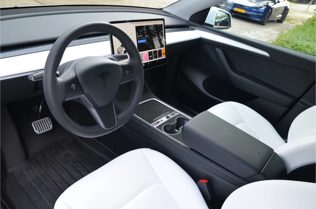 Tesla Model Y – foto 9