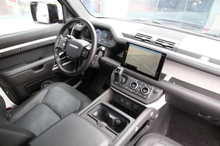 Land Rover Defender – thumbnail 9