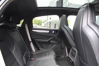 Porsche Cayenne – thumbnail 48