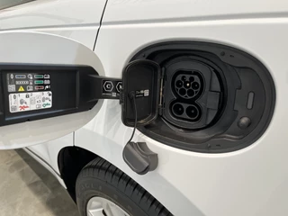 Land Rover Range Rover Velar – thumbnail 25