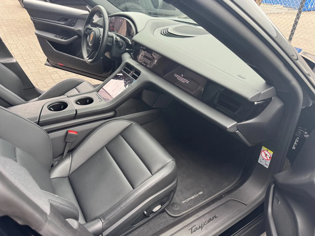 Porsche Taycan – foto 21