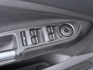 Ford C-MAX – thumbnail 22