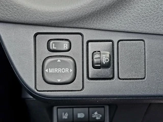 Toyota Yaris – thumbnail 31