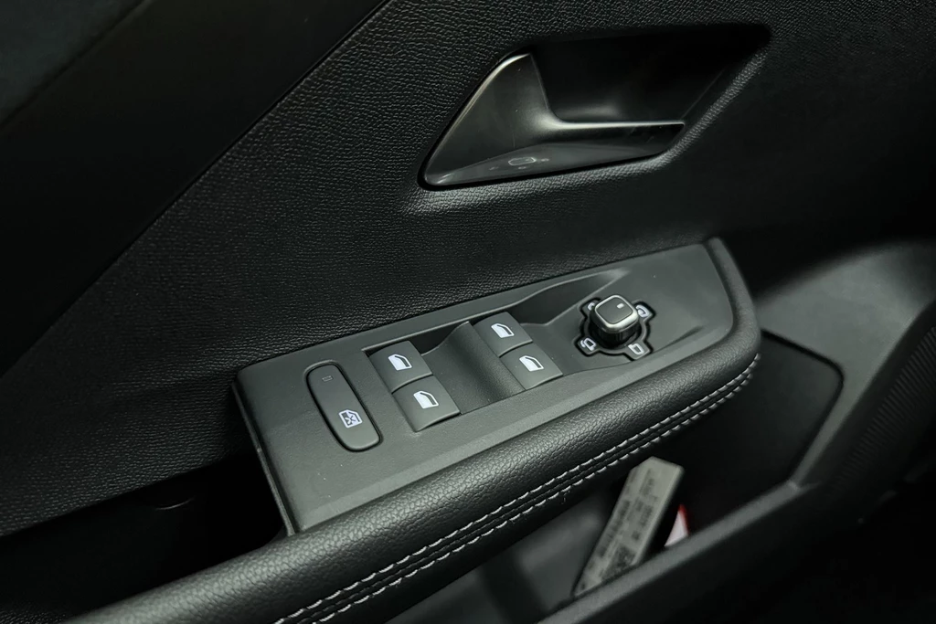 Opel Astra – foto 19