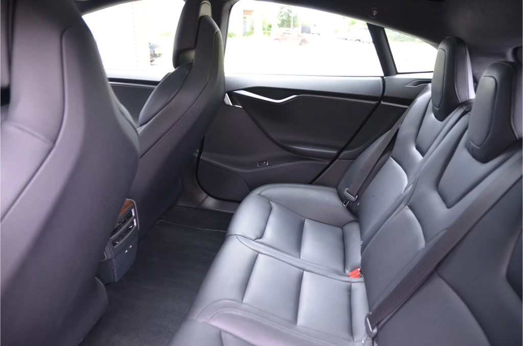 Tesla Model S – foto 12